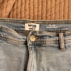 Kensie Vintage Light Blue Jeans size 10
